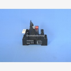 Schrack PT570730 Relay with PT78704 Base